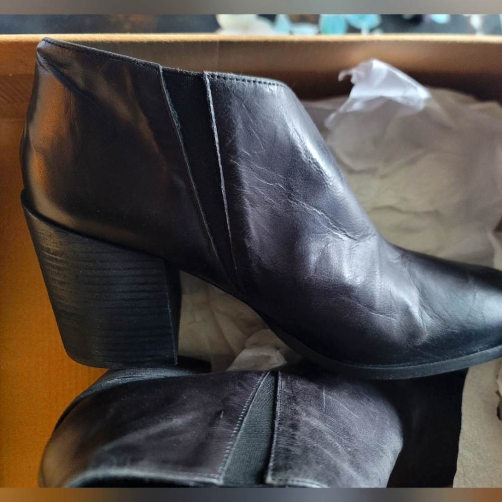 Free People NEW Terrah Leather Booties size 7 | 37